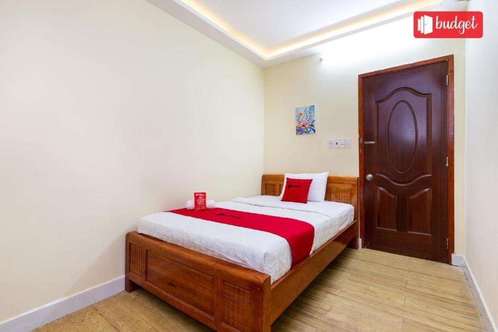 Quy Phuc Hotel Хошимін Екстер'єр фото